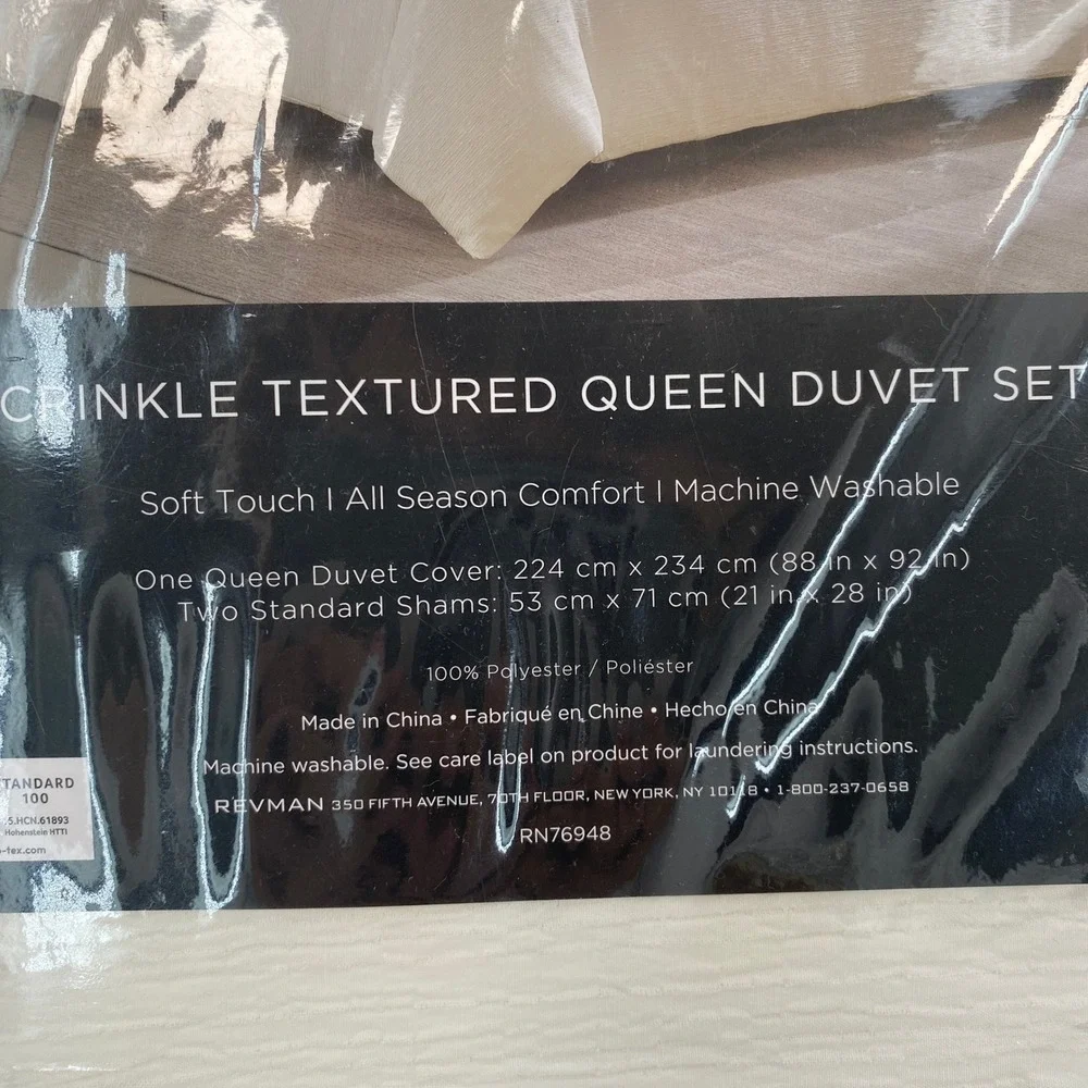 Vera Wang Duvet Set Queen White Crinkle Textured Modern Luxury Minamalist Chic